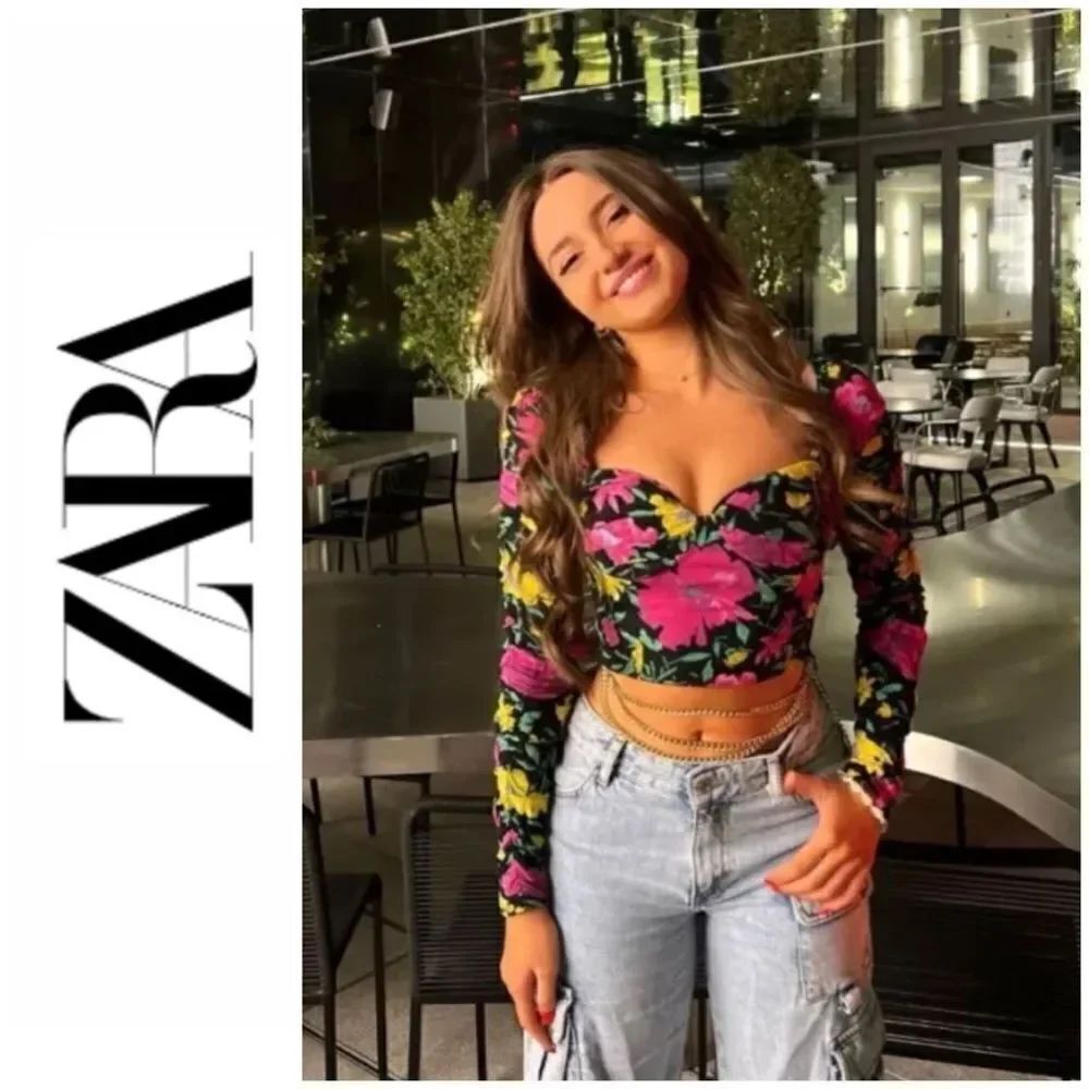 NWT Zara Blogger’s Favorite Floral Long Sleeve Sweetheart Neckline Crop Top, XS